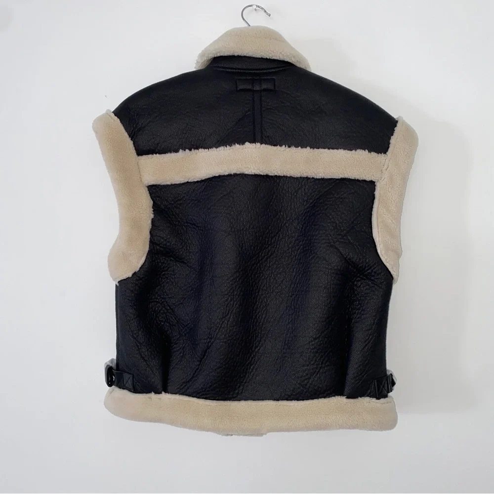 BLANKNYC Faux Leather Work It Sherpa Vest Black Womens size xs